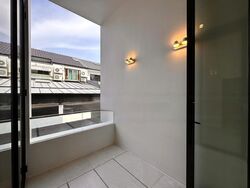 Opera Estate (D15), Terrace #468435101